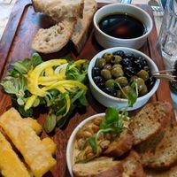 Sharing platter at White Horse in Welwyn