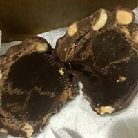 Bombom de avelã  at Casa de Nara in Joao Pessoa