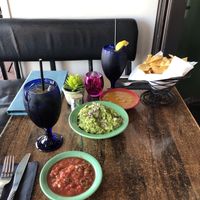 Arnold Palmers, fresh guacamole, salsa, & chips at Maggie's Blue Rose in Santa Catalina Island
