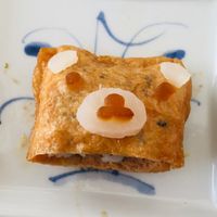 Cute bear Inari sushi at Washoku Home Cooking in Osaka