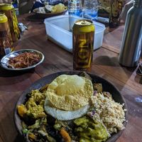Sri lankan vegan curries after a cooking class at Matey Hut in Ella