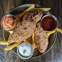 Vegan Fried Chicken Basket at Victoria Bar in Portland