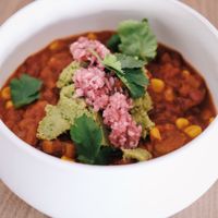 Chilli sin carne with sustainable guacamole (based on celeriac!) at Camion in Antwerpen