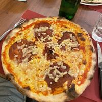 pizza diavola  at Pizzeria Frontoni in Rome
