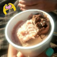 Multifrutal, bon o bon y chocolate fondente at Dulce Hechizo in Rosario