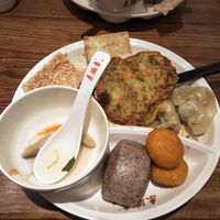 Dumplings, vegetable pancake, taro balls. at Sù Mǎn Xiāng 素满香 - Daxing in Shanghai