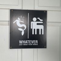 Cool vibe 🧜‍♀️   at Bird's Nest Cafe in Nashville