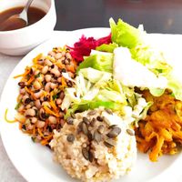 Miso soup & meal of the day at Ki Macrobiotico in Aveiro