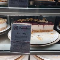 Black currant topping at Ciacho bez cukru in Lublin