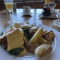 Breakfast   at Ravens' Restaurant in Mendocino