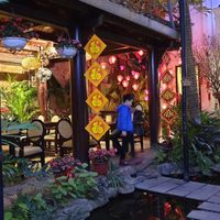 Entrance at Vi Lai - Maybe closed in Hanoi