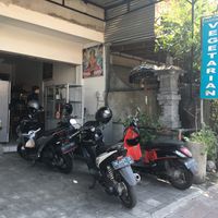 Kinda hard to see sign from street  at Narayana Vegetarian in Kerobokan Kelod