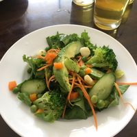 Best salads here, comes w menu at Delicius Sano y Vegano in Callao