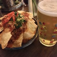 Vegan nachos and beer! at The Green Man in London
