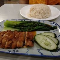 Chicken rice at D'Life Signature 蔬品軒 - Novena in Central Singapore