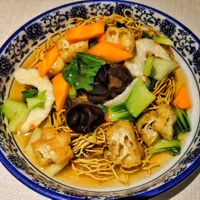 Crispy noodles, lots of ingredients, worth trying at D'Life Signature 蔬品軒 - Novena in Central Singapore