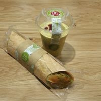 Falafel wrap and chia pudding at Hitzberger - Migros City in Zurich