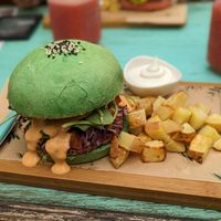 Suculenta burger at Desde la RAIZ in La Serena