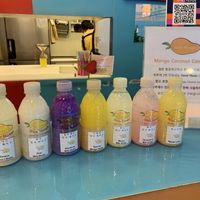 Juices, only one is vegan at Rich Mango in Seoul