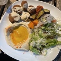   at Falafel Sababa in Osaka