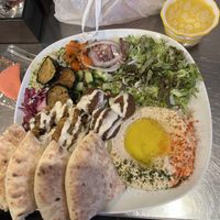   at Falafel Sababa in Osaka