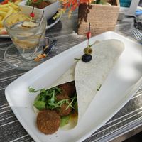 Vegan wrap met falafel at Ver'koch in Roermond