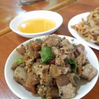 Tofu sisig at Eat 'n Be Well in Batangas