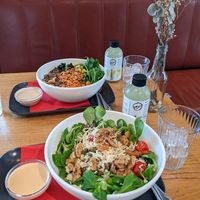 Salad bowls and kombucha 😋 at Veganika in Ljubljana