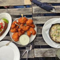 Predjed: Bun Bun/  Karfjola/ O, Wau polenta at Veganika in Ljubljana