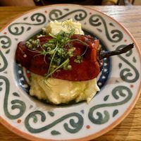 Gegrillte Paprika auf Knoblauch-Kartoffelstampf ⭐️⭐️⭐️⭐️⭐️  at Veganika in Ljubljana