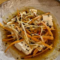 Zarter Tofu mit Chili, Lauch & Karotten ⭐️⭐️⭐️⭐️  at Veganika in Ljubljana