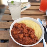 "Gulasch" mit Polenta at Veganika in Ljubljana