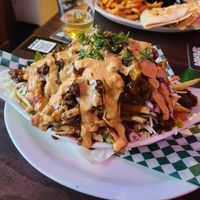 Smash burger poutine 🤤 tasty  #Veganuary at Leopold's Tavern in Calgary