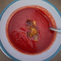 Beetroot & caramelized apple soup at La Terraza del Girasol in Murcia