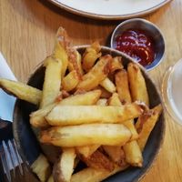 Hand cut chips at Stereo in Glasgow