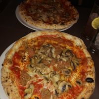 THE BEST PIZZA ON THE AMALFI COAST! 😍❤️🍕 at Frankie's in Sorrento