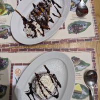 Vegan desserts at Frankie's in Sorrento