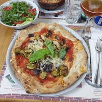 Veganized aubergine pizza and veganized eggplant Parmiggiana at Frankie's in Sorrento
