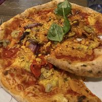 Yummy pizza   at Frankie's in Sorrento