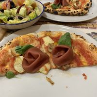 Pizza with vegan my mozzarella, mushrooms, artichokes and vegan ham  at Frankie's in Sorrento