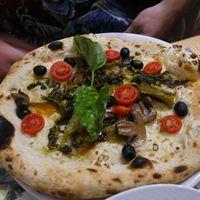 Vegan pizza at Frankie's in Sorrento