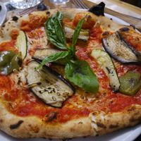 Vegan pizza at Frankie's in Sorrento