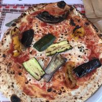 pizza ortolana at Frankie's in Sorrento