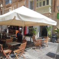 Outdoor seating at eeetwell in Valletta