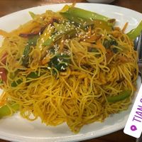 Singapore Noodles at Tian Ci Vegan in Darlington