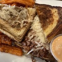 Vegan Reuben! at Blondie's in Flint