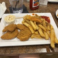 Comfort food  at Blondie's in Flint