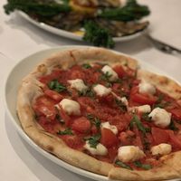 Margherita pizza at Casa Terra in Glendale
