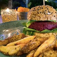 Vegan Beet Butger  at Kayu Lembongan in Lembongan