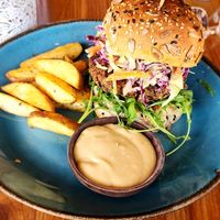 Yoga Pantz Burger at Kayu Lembongan in Lembongan